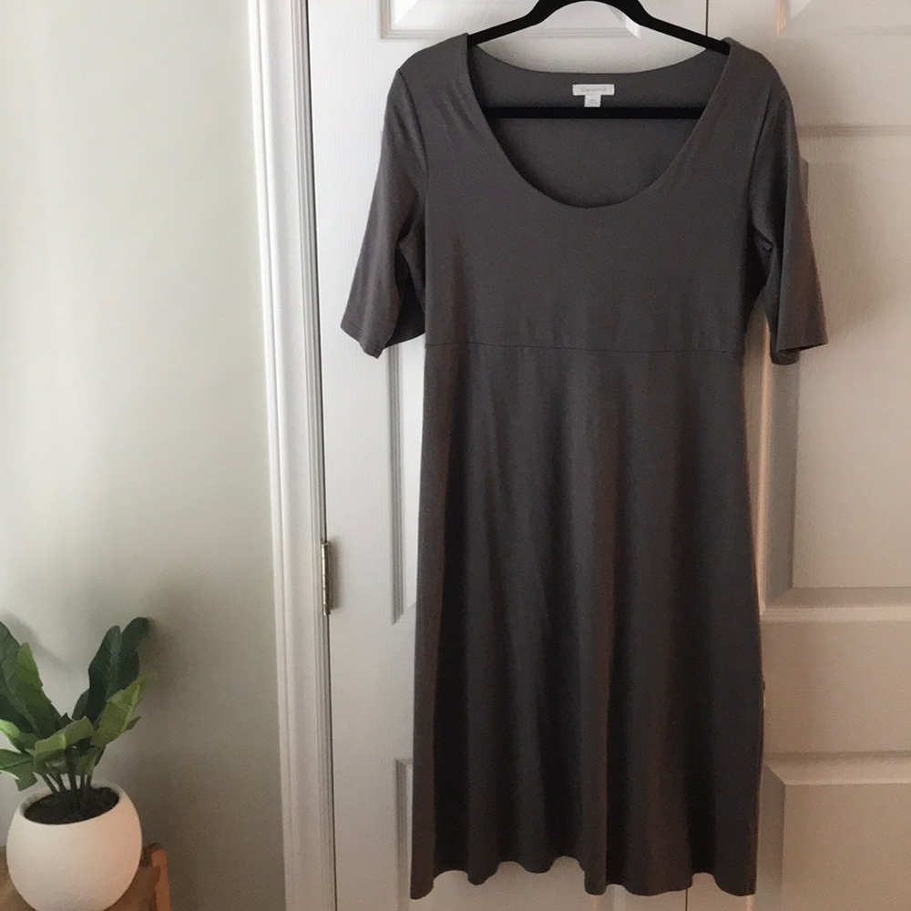 Garnet Hill scoopneck knit dress gray size medium
